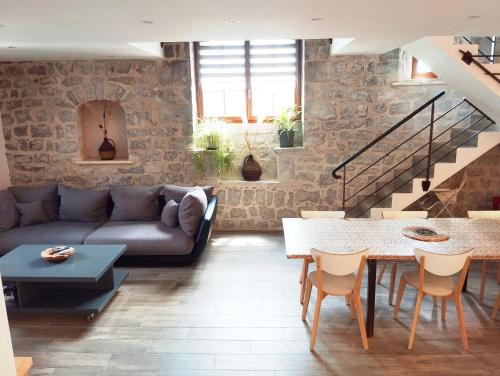 Balazuc Casa | Maison du Troubadour
