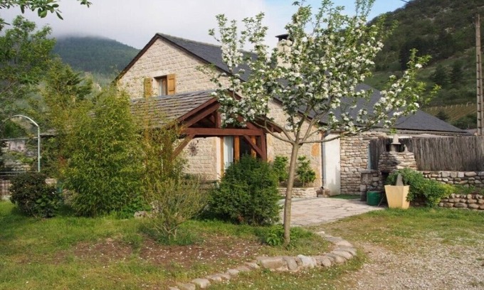 Gorges du Tarn Causses Casa | Maison Entière à Louer Pour 14 Personnes Dans les Gorges du Tarn