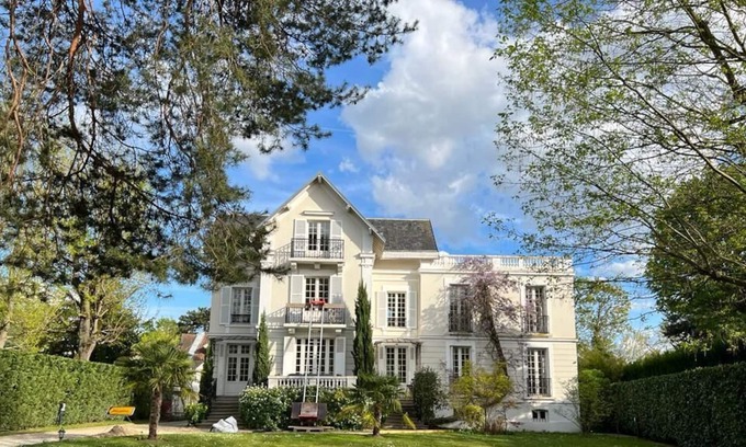 Le Vesinet Casa | Maison Emilie - Les Demoiselles à Versailles