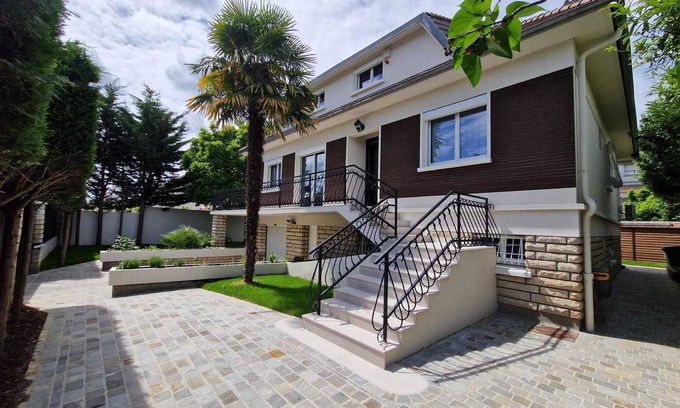 Clamart Casa | Maison en Famille à Clamart 230m2 Très Proche Paris
