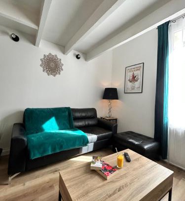Lunel Casa | Maison entière 2 chambres Lunel avec Parking