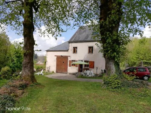 Saint-Brisson Casa | maison entiere le Lavoir