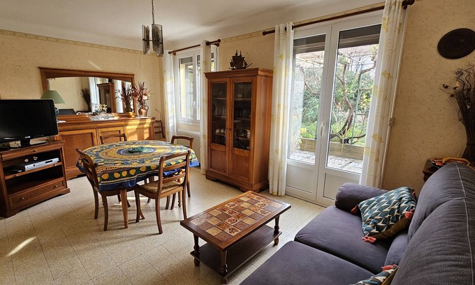 Saint-Esteve Casa | Maison Entre mer et Montagne