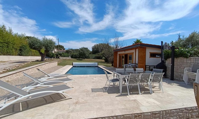 Saint-Jacques Casa | Maison Entre mer et Montagne - Piscine et Jacuzzi