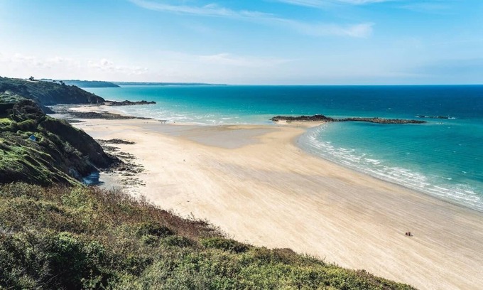 Langueux Casa | Maison Familiale à Langueux, à 5 min de la Plage