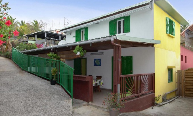 Le Portail Casa | Maison familiale à Saint-Leu