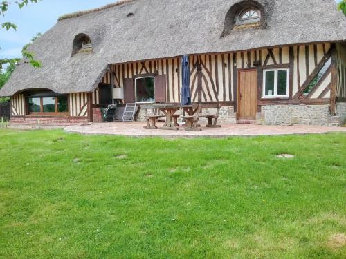 Clarbec Casa | Maison familiale avec jardin à Clarbec, 120 m², jeux pour enfants