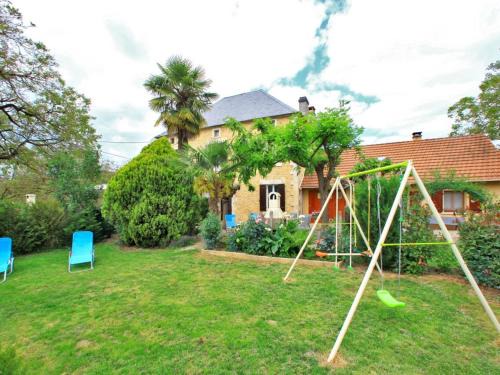 Calviac-en-Perigord Casa | Maison familiale avec piscine en pleine nature, proche Dordogne et sites touristiques - FR-1-616-217