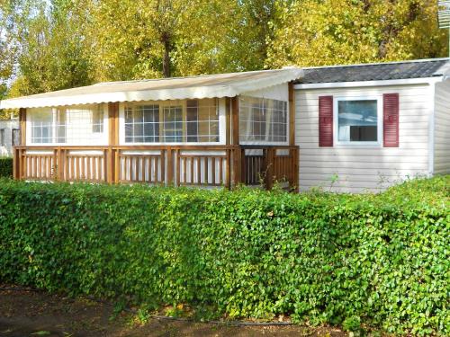 Vias Casa | Maison familiale avec piscine partagee a Vias