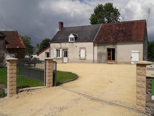 Crozon-sur-Vauvre Casa | Maison Indépendante avec Jardin Sud Berry - FR-1-591-751
