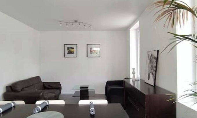 Rebais Casa | Maison Indépendante 3 Chambres - Rebais