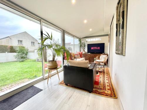Mantes-la-Jolie Casa | Maison La Palmeraie - Jardin au calme, gare à 5 min