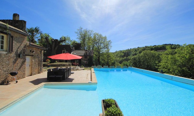 Le Buisson-de-Cadouin Casa | Maison Lou Peyrol avec piscine privée