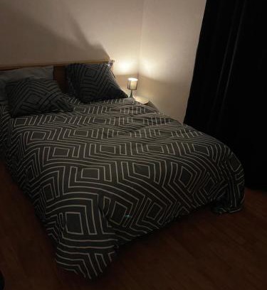 Moulins Apartamento | Maison meublée avec parking