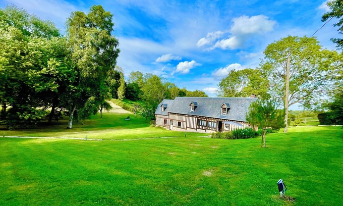 Les Champeaux Casa | Maison Normande dans la prairie