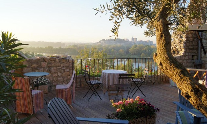 Villeneuve-les-Avignon Cama Y Desayuno | Maison Orsini
