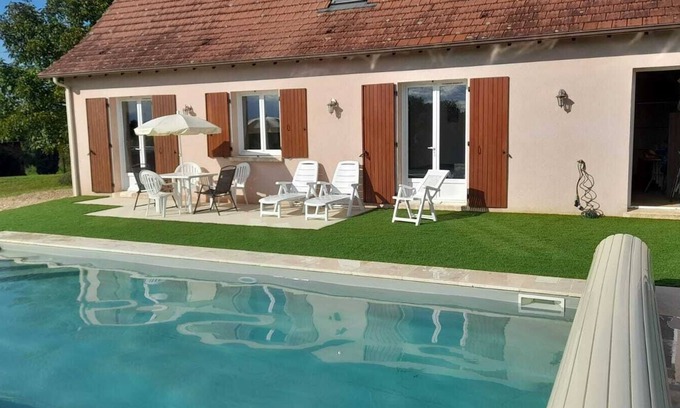 Saint-Mesmin Casa | Maison Périgourdine au Calme, Piscine Chauffée, 3 Chambres 3 Sdd, Proche Corrèze