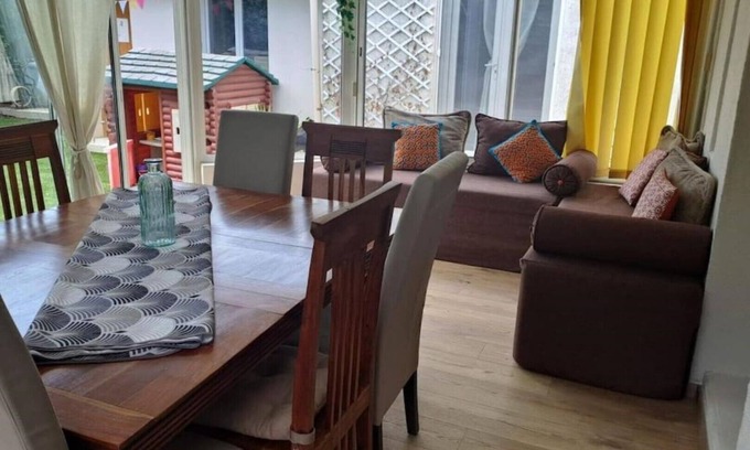 Montfavet Casa | Maison Paisible et Ensoleillée