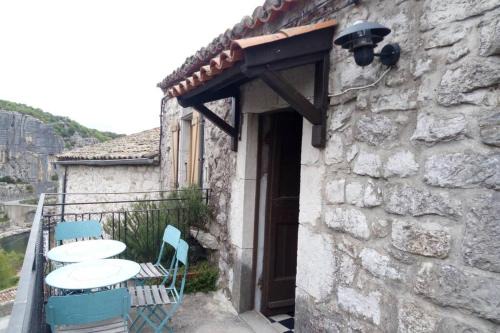 Balazuc Casa | maison pierre et voûte au cœur du village