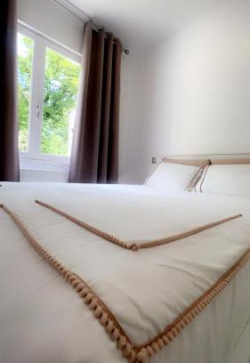 La Barantonnerie Casa | Maison prairie en fleurs