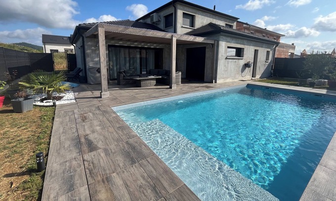 Veymerange Casa | Maison Quartier Calme Avec Piscine Proche Luxembourg