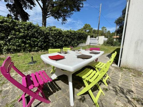 Domino Casa | Maison récente 4 pers, jardin clos, Wifi gratuit, à 500m de la plage et marché de Domino à Oléron - FR-1-246A-161