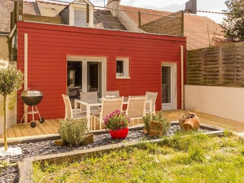 Blain Casa | Maison rénovée avec jardin près du Canal de Nantes à Brest, idéale pour pêche et escapades nature - FR-1-306-870