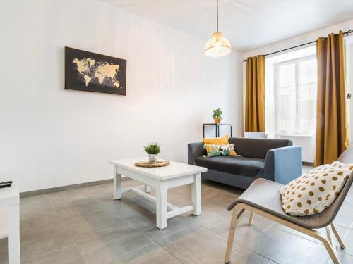 Saint-Mars-la-Jaille Casa | Maison rénovée avec wifi, centre bourg de St Mars la Jaille - FR-1-306-1289