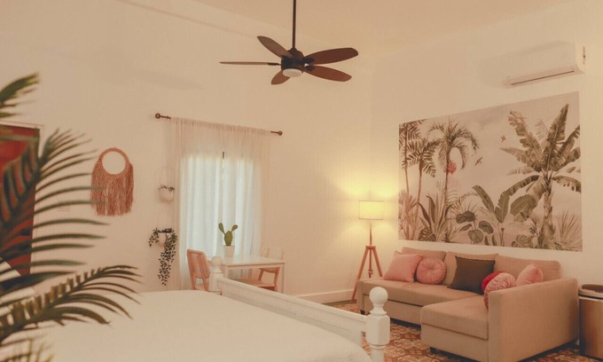 Christiansted Apartamento | Maison Rouge -Room #1
