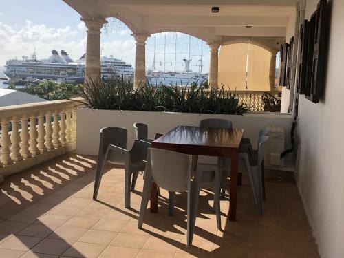 Point Blanche Apartamento | Maison Saint-Pierre2