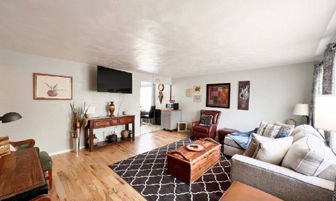 Peoria Casa | Maison Serene of Peace 02 - gorgeous, charming, quiet, clean and adorable