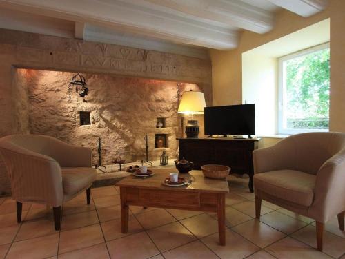 Vernassal Casa | Maison spacieuse avec grande cour et terrasse, parfait pour familles, proche St-Paulien et Allègre. - FR-1-582-306