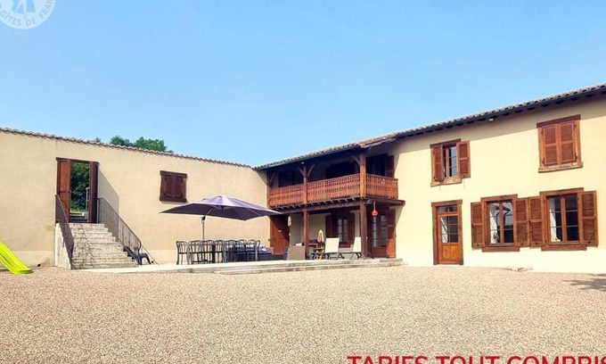 Cezay Casa | Maison spacieuse avec piscine, spa et sauna à Cezay - FR-1-496-297