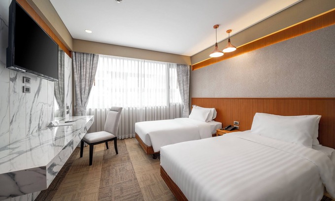 Nana Hotel | Maison Stay Bangkok