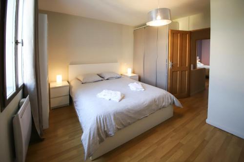 Eyragues Casa | Maison tendance avec jardin, centre village, Alpilles, familles