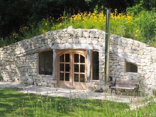 L'Isle-Bouzon Chalet De Esquí | Maison Terre Les Cabanes de Fallot - sauna bain-froid piscine naturelle