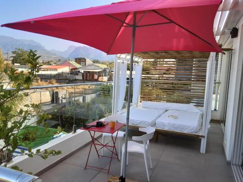 Bois d'Olives Cama Y Desayuno | Maison TONGA piscine/jacuzzi chambre de luxe