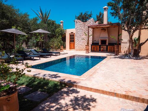 Ghazoua Casa | Maison Zina