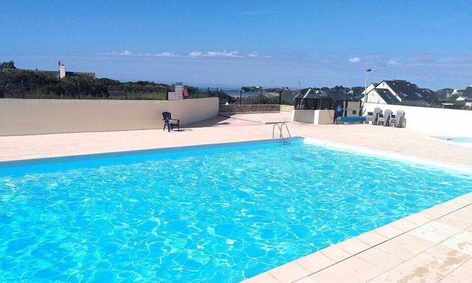 Guidel-Plages Casa | Maisonette 2 rooms Mezzanine 4 people with common outdoor pool, near beach