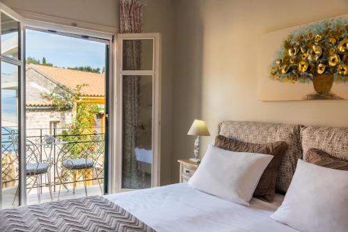 Longos Casa | Maisonette Elena