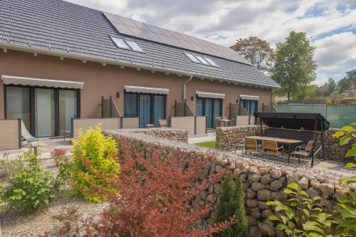 Luckau Apartamento | Maisonette Fewo's Schlabendorf am See