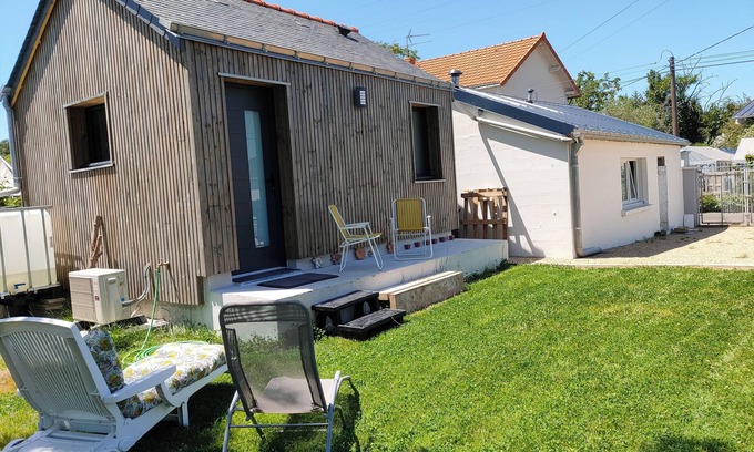 Saint-Martin-de-la-Place Chalet De Esquí | Maisonnette en Bois, Tout Confort, Indépendante, Calme, 10 Minutes de la Loire