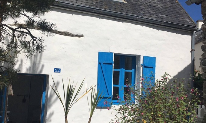 Locquirec Cabaña | Maisonnette Bretonne Typique, Plage à Pieds, Terrasse Fleurie et Parking Privés