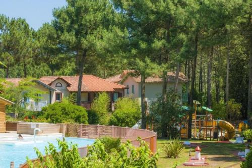 Lacanau-Ocean Casa | Maisonnette mitoyenne 2 étoiles paisible piscine océan lac vélo marche idéal pour tous