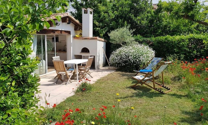 8th Arrondissement Apartamento | Maisonnette Pointe Rouge