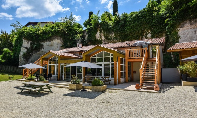 Aubeterre-sur-Dronne Casa | Espaciosa villa en Aubeterre-sur-Dronne con jardín privado