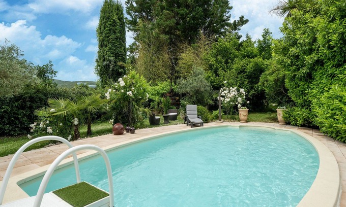 Ganges Casa | Casa de vacaciones en Laroque con jacuzzi
