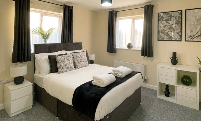 Milton Keynes Casa | Superior-Casa-Baño Privado