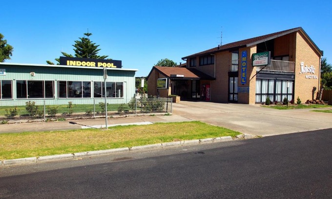 Horsham Hotel | Majestic Motel