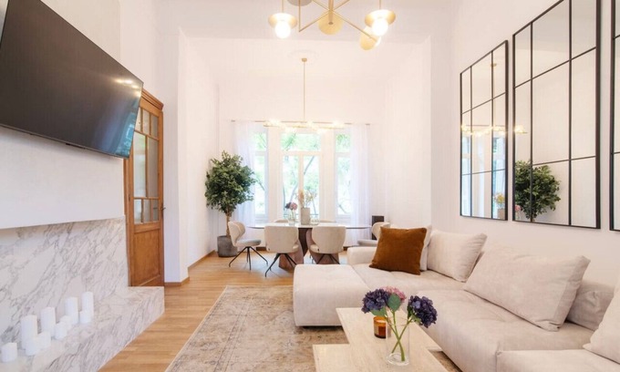 Mets Casa | Majestic views over Acropolis